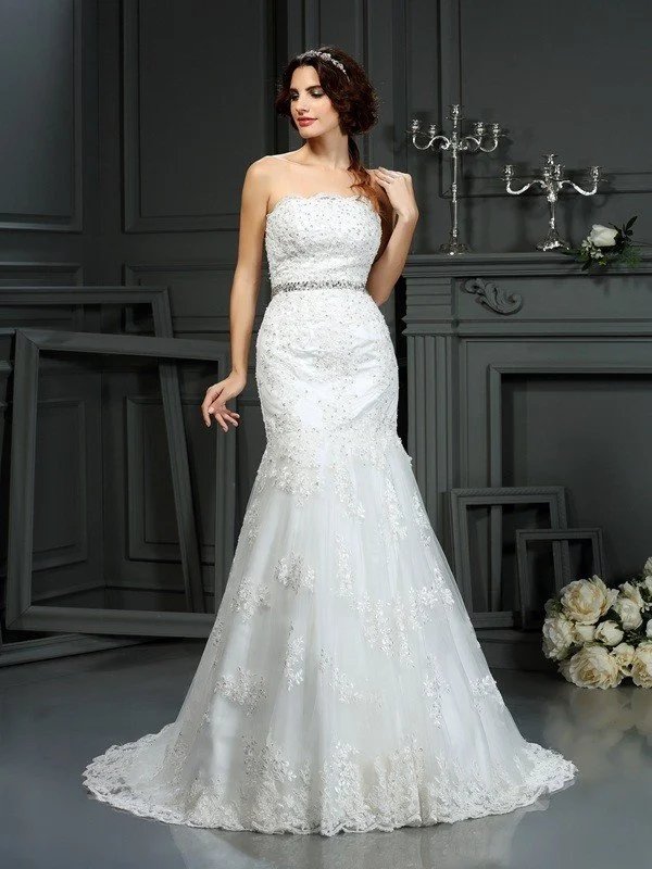 Trumpet/Mermaid Strapless Beading Sleeveless Long Lace Wedding Dresses TPP0006750 Beaded Lace Wedding