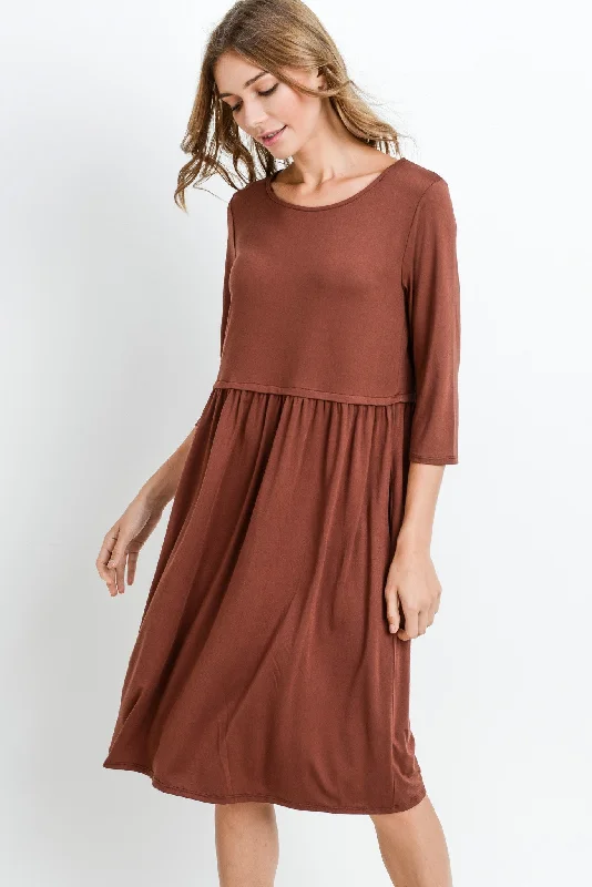 Bailey Loose Shift Fall Dress in Red/Brown Petite unclassified dresses