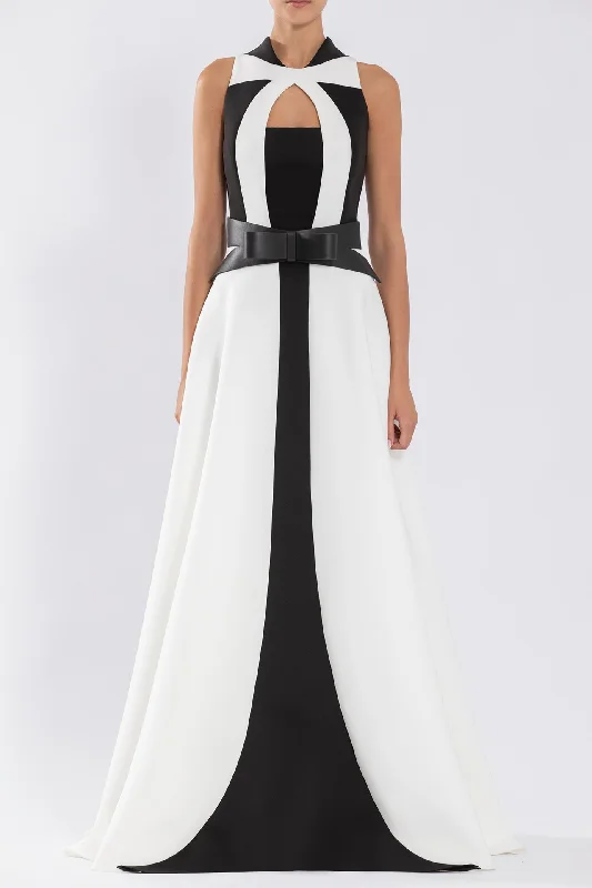 Sleeveless gown paired with bow belt Popular unclassified dresses