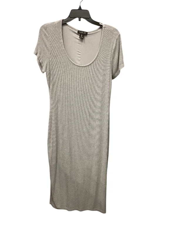 Dress Casual Midi By Rachel Zoe In Grey, Size: L Trendy Midi Look