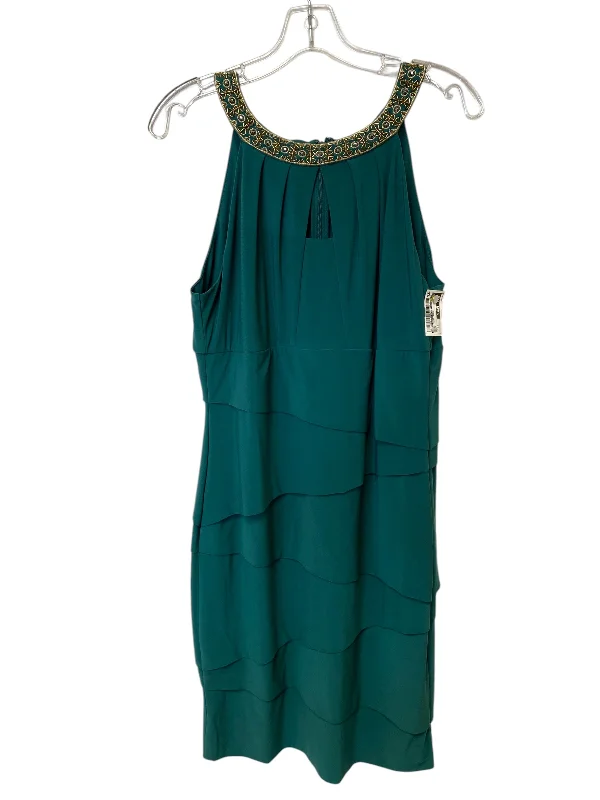 Dress Party Midi By White House Black Market In Green, Size: 14 Cozy Midi Skirt